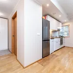 2br, Parking Included, Wi-fi, Next To Old Town * Talin