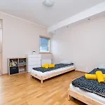 2br, Parking Included, Wi-fi, Next To Old Town Apartamento *