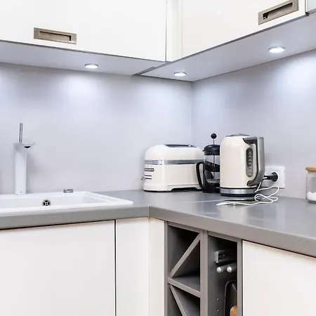 2br, Parking Included, Wi-fi, Next To Old Town * Talin