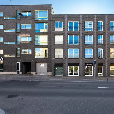 2br, Parking Included, Wi-fi, Next To Old Town Apartman *