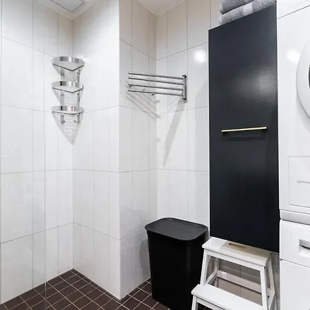 2br, Parking Included, Wi-fi, Next To Old Town Apartmán