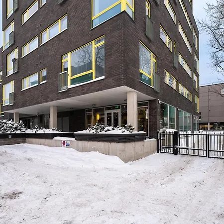 Apartman 2br, Parking Included, Wi-fi, Next To Old Town