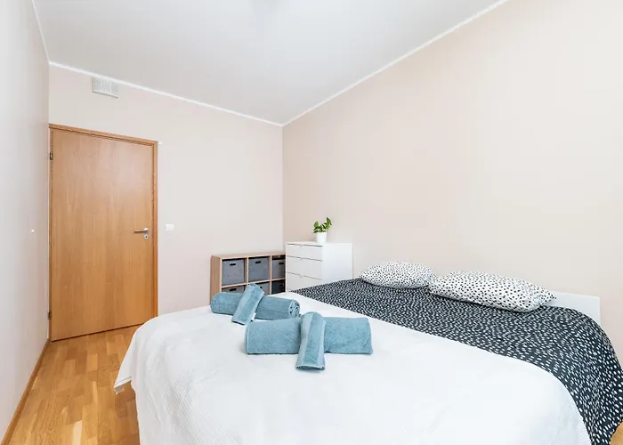 2br, Parking Included, Wi-fi, Next To Old Town