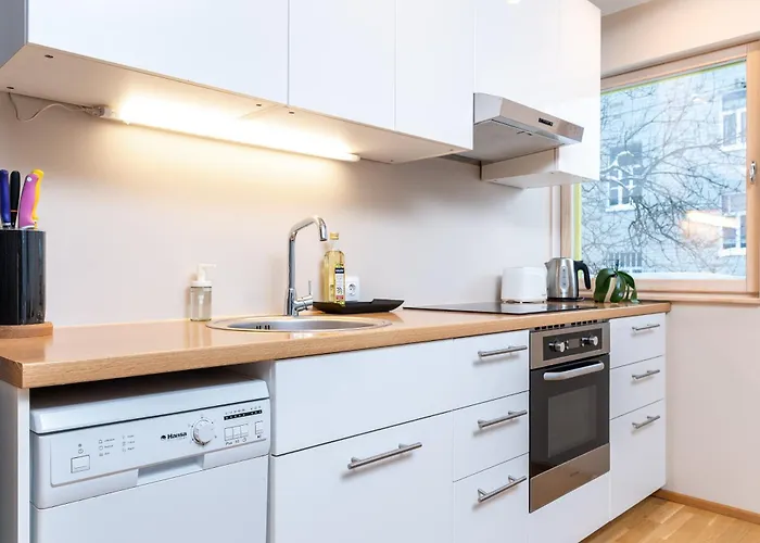 2br, Parking Included, Wi-fi, Next To Old Town Apartament