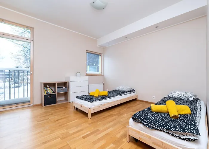 2br, Parking Included, Wi-fi, Next To Old Town Apartament *