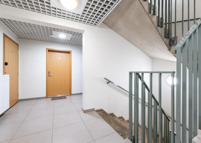 2br, Parking Included, Wi-fi, Next To Old Town *