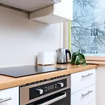 2br, Parking Included, Wi-fi, Next To Old Town 公寓 塔林
